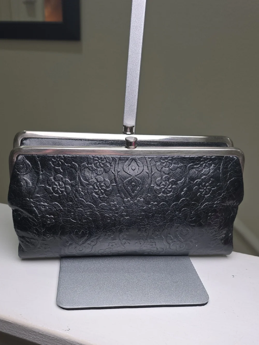 HOBO Black Leather Floral Embossed "Lauren" Double Snap Fold Open Clutch EUC - Picture 1 of 15